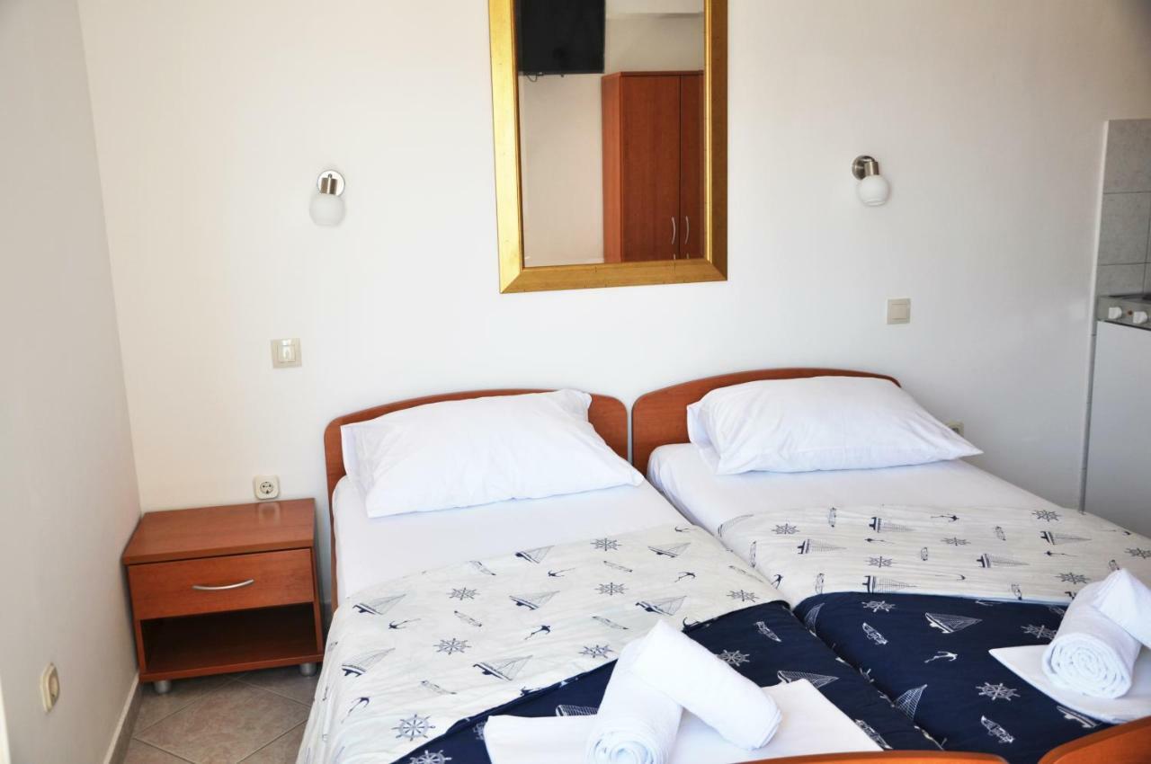 Sunrise Studio Apartments 3 Lokva Rogoznica Buitenkant foto
