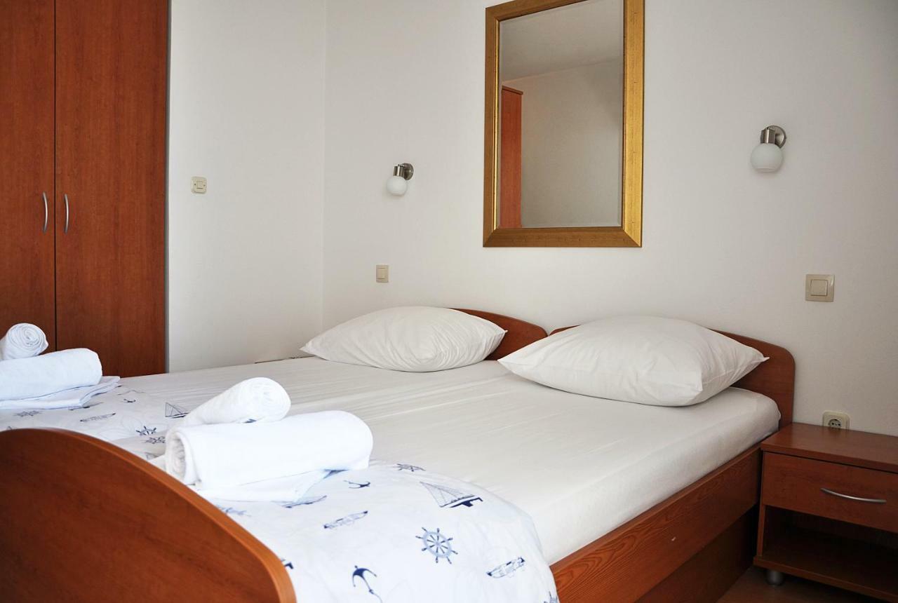 Sunrise Studio Apartments 3 Lokva Rogoznica Buitenkant foto